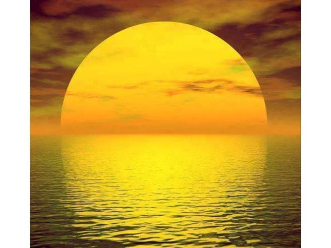 sol inmenso amarillo