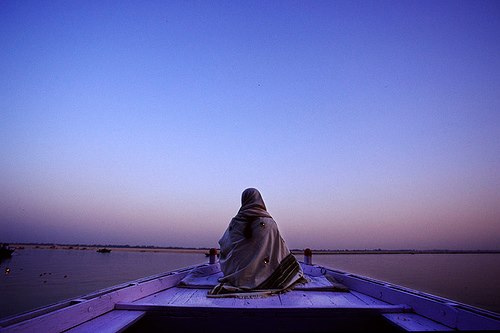 ser en la soledad azul