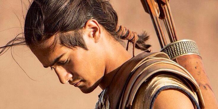 hombre guerrero joven